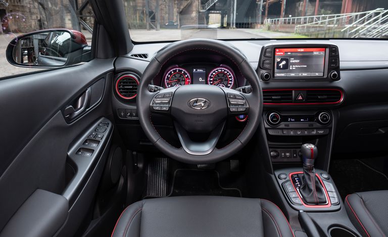 1557578812637568.jpg 2019-hyundai-kona-iron-man-edition-208-1557524976.jpg