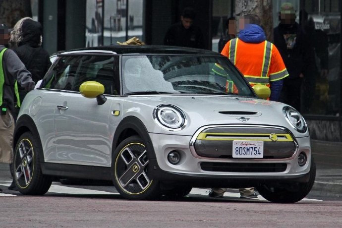 宝马MINI COOPER S纯电版7月9日亮相 国产后价格20万元起