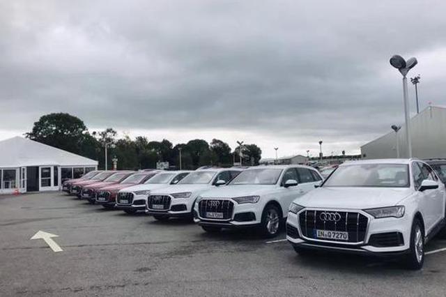ç»äºèµ°åå¹´è½»å æ°æ¬¾å¥¥è¿ªQ7æ­£å¼äº®ç¸