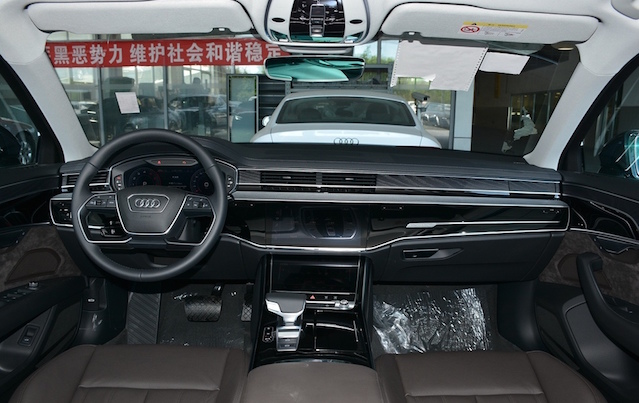 10aa-iafwsqp8936928.jpg