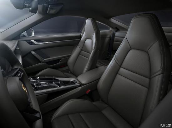 硬顶/敞篷同步 911 Carrera 4系列官图