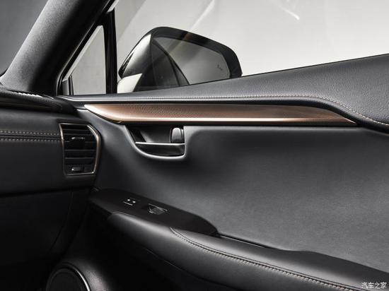 黑化风格 雷克萨斯NX 300特别版官图
