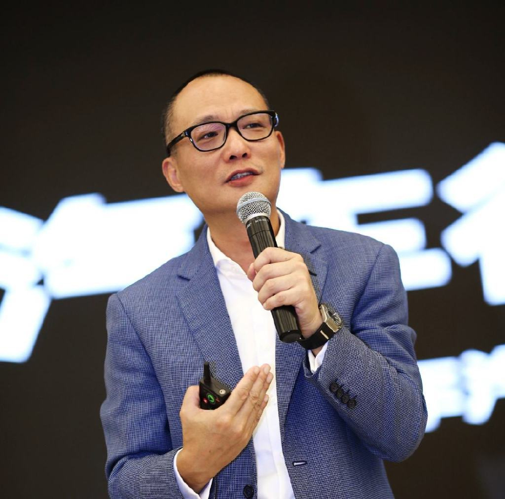 传郑杰将加盟福特并替换杨嵩，长安福特：消息完全不属实