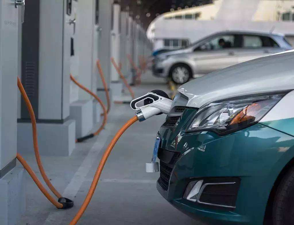 加快行业洗牌？新能源车销量狂跌，10月份暴跌46%