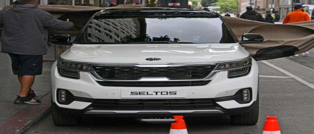 起亚全新小型SUV车型Seltos的实车图曝光