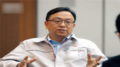 王传福谈比亚迪取中文车名初衷是为争一口气，网友力挺！