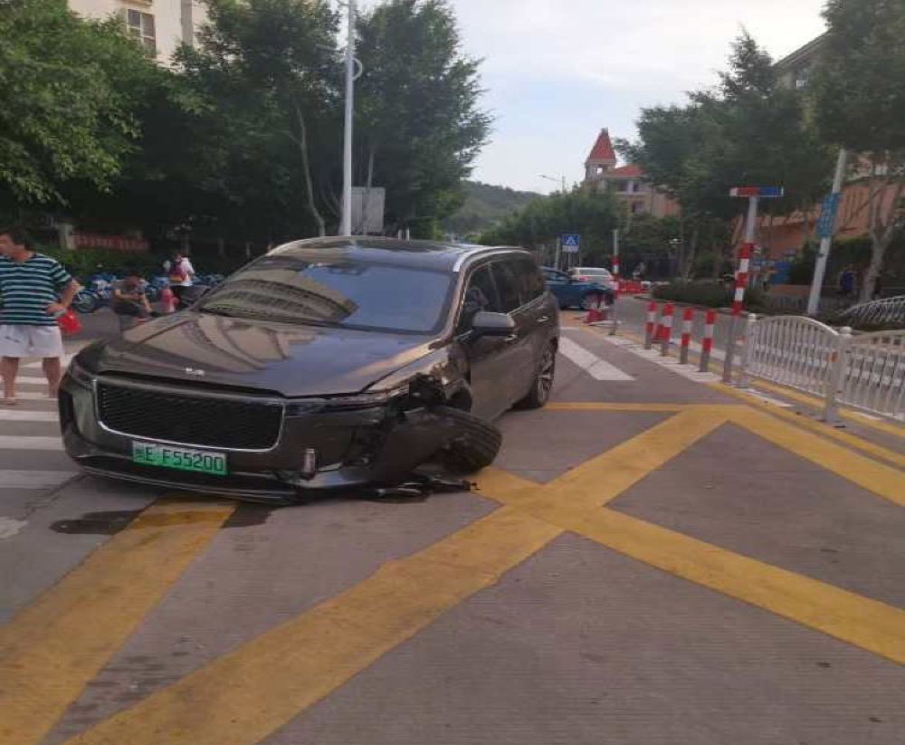 声明：厦门理想ONE事故是由严重碰撞造成