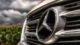 戴姆勒集团为求转型，将裁员超1万人10%管理层