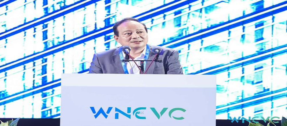 宁德时代曾毓群：2035年我国汽车电动化率将超70%