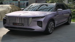 红旗E-HS9内饰首次曝光，新车将于年内量产上市