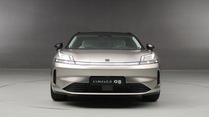 定位中型SUV，领克08首发亮相