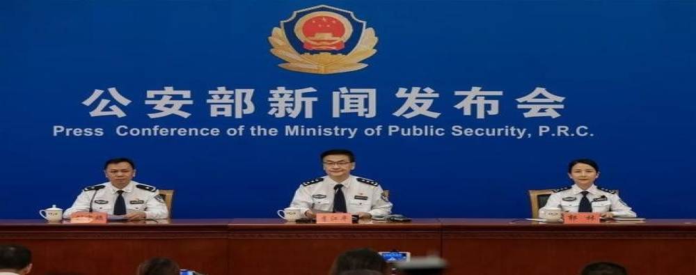 以后买车上牌无需再去车管所，9月20日4S店即可选号上牌
