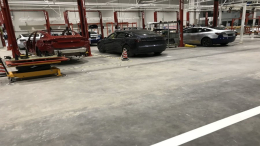 特斯拉上海工厂Model 3试装车下线，还获中方银行巨额贷款