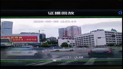 深圳一辆比亚迪电动出租车突然撞向行人，司机涉嫌疲劳驾驶