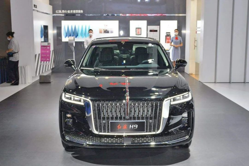 红旗H9亮相成都车展，预售33万起将于8月份上市