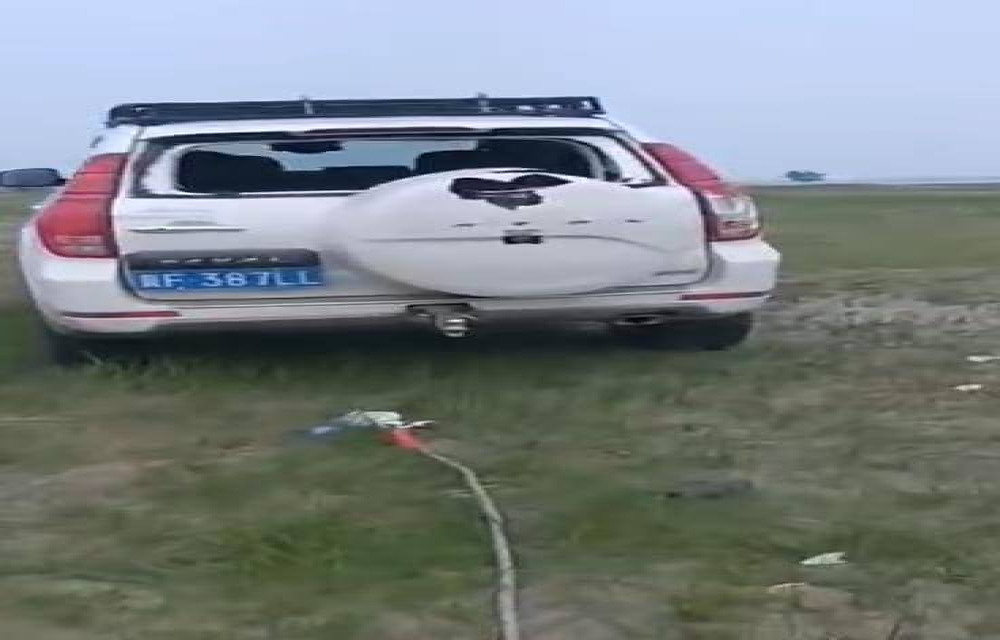 长城炮皮卡越野拖拽时拖车钩断裂，官方声明称制定强化升级方案