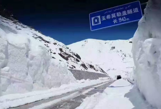 http://pic.cheshen.cn/imgs/ed4d0b93a8f4eca1d0dd7efba54d4c6a.png 【哈弗H9第八篇V3】千万不要独创独库公路 除非你有一辆哈弗H91151.png