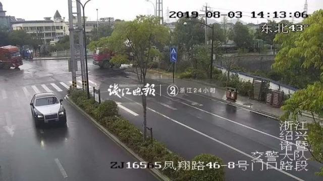 b58f8c5494eef01f8b44bbeaef3aa620bd317d92.jpg