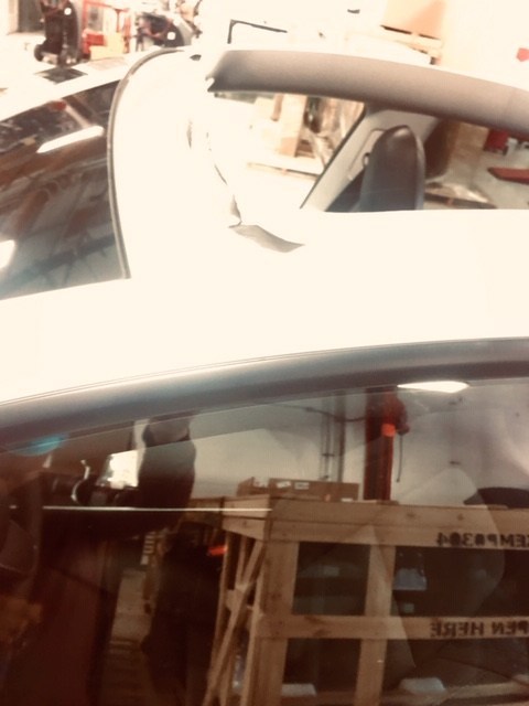 1601975606716113.jpg model-y-roof-off.jpg